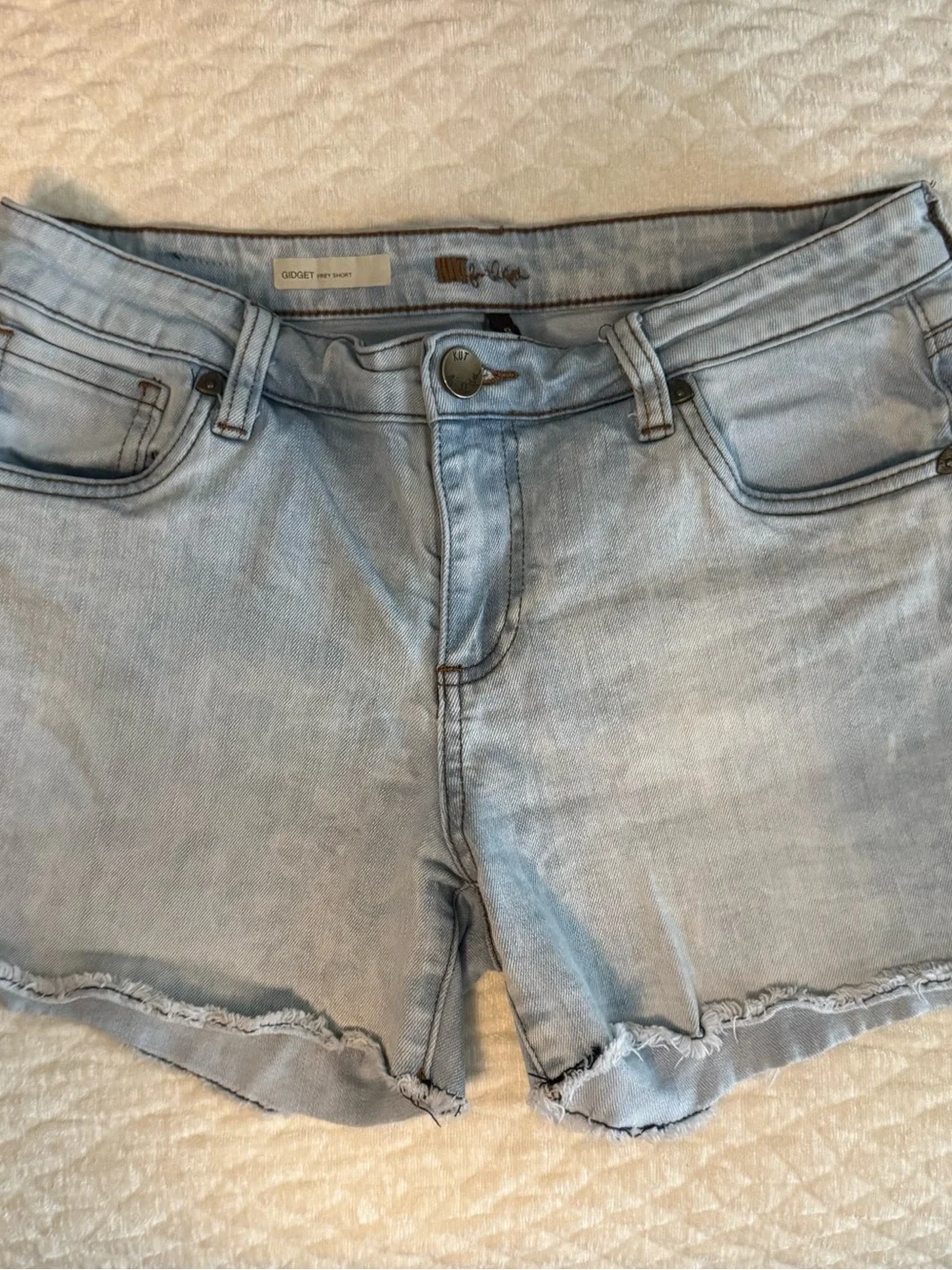KUT from the Kloth Gidget Mid Rise Fray Denim Shorts- Sz 8